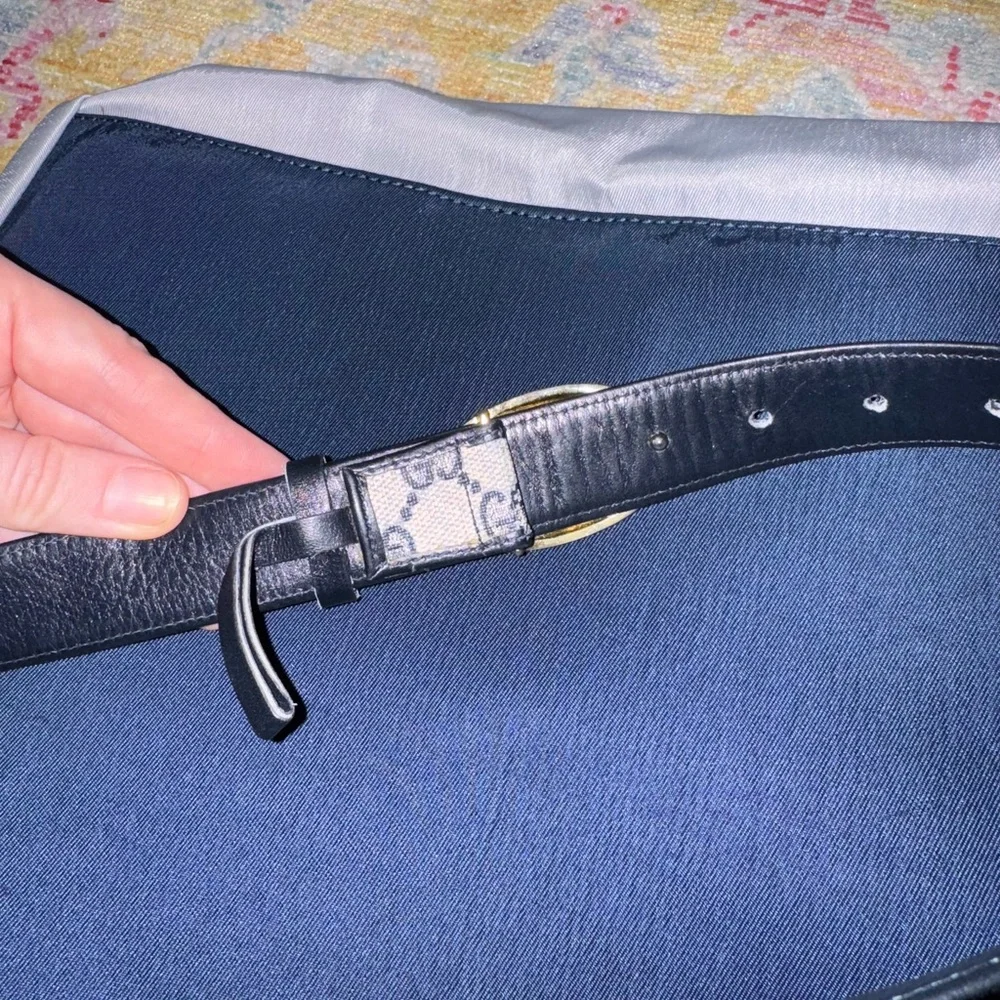 Gucci Vintage RARE Gold Dark Navy Women’s Belt